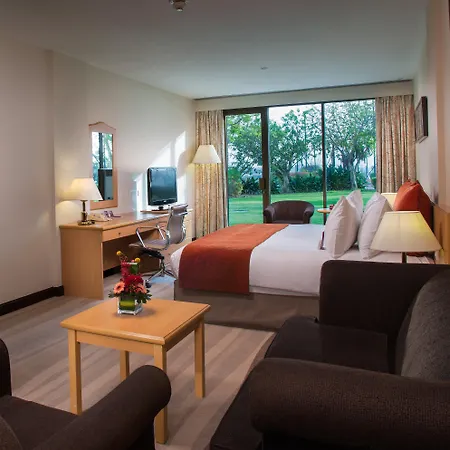 Crowne Plaza Muscat By Ihg-2